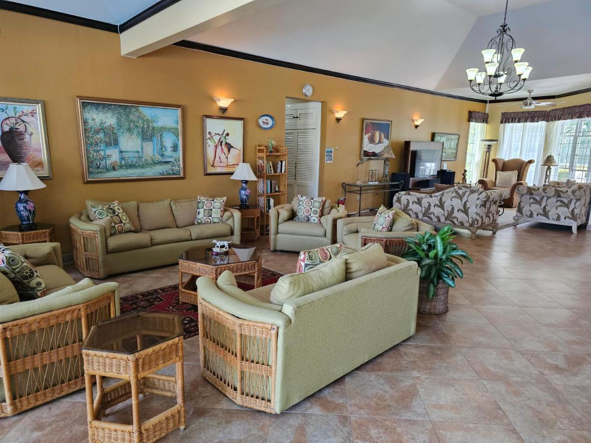 Spicy Hill Villa بورت أنطونيو المظهر الخارجي الصورة