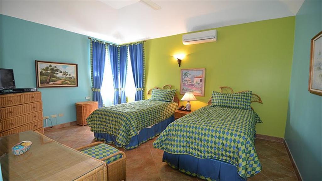 Spicy Hill Villa بورت أنطونيو المظهر الخارجي الصورة